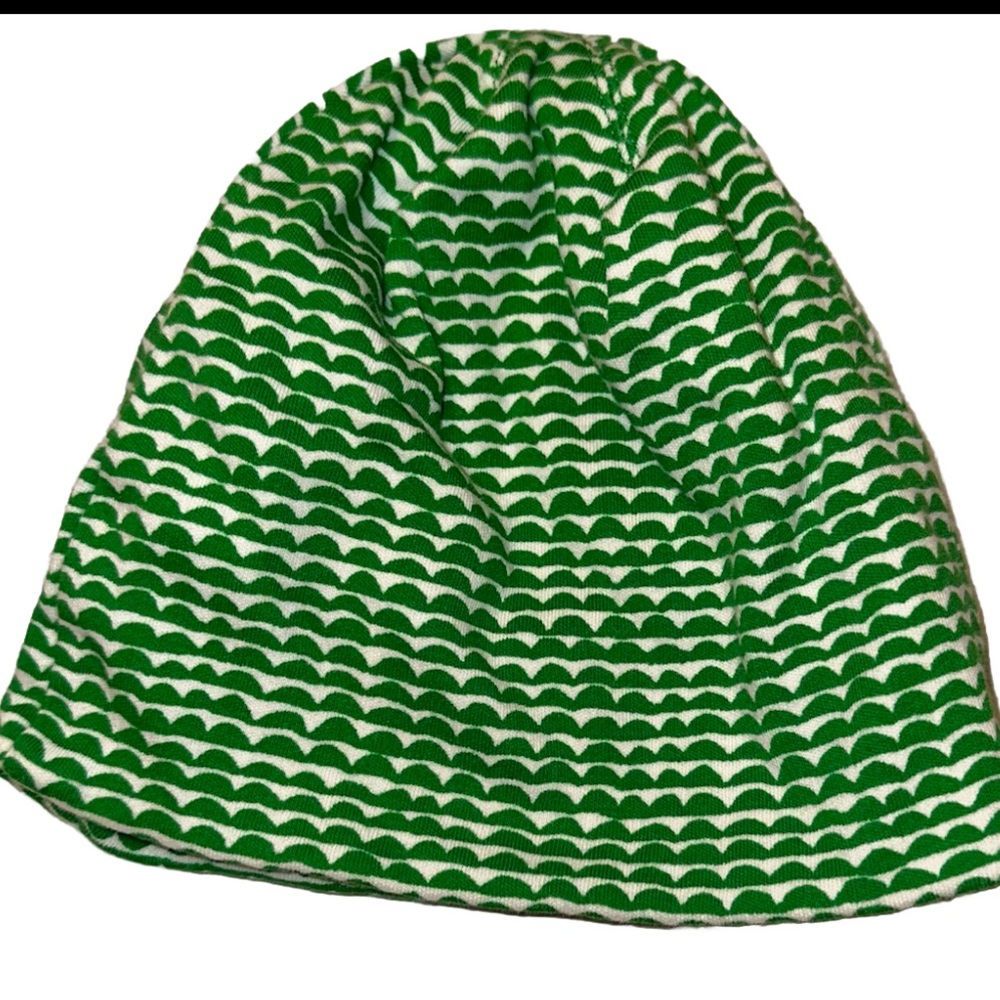 MARIMEKKO NEWBORN BABY Beanie Hat / Green & White GUC 100% Cotton / Scalloped